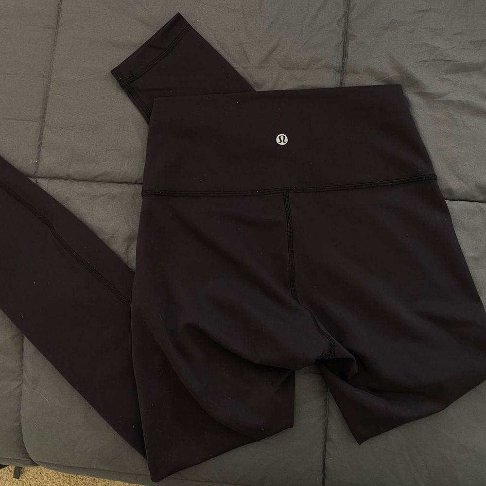 LIKE NEW Lululemon Wunder Train Leggings